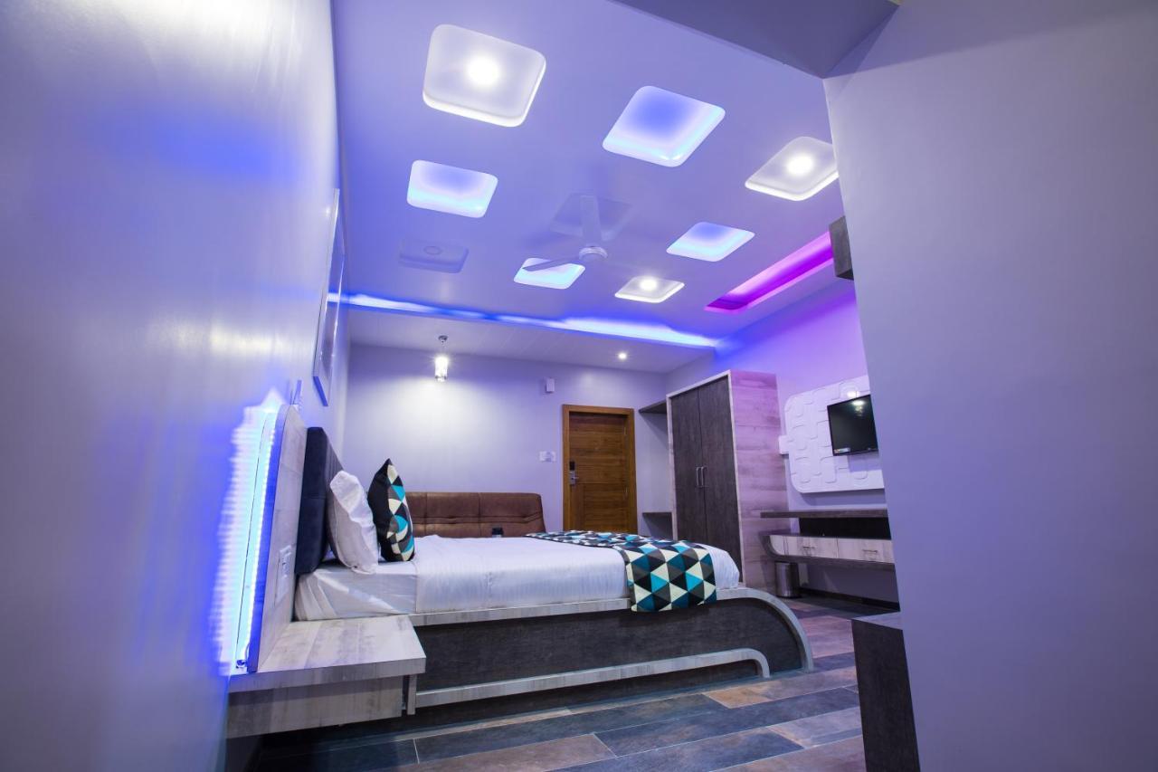 Hotel Balaji Palace Porbandar Ngoại thất bức ảnh