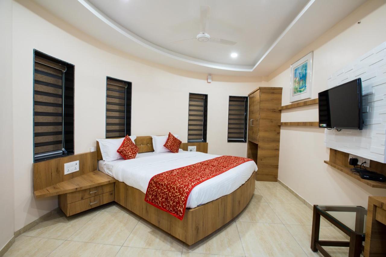 Hotel Balaji Palace Porbandar Ngoại thất bức ảnh