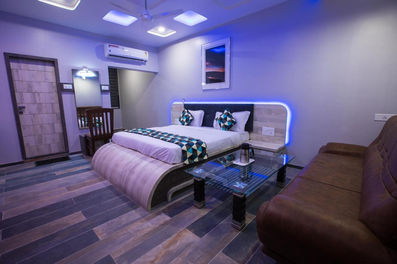 Hotel Balaji Palace Porbandar Ngoại thất bức ảnh