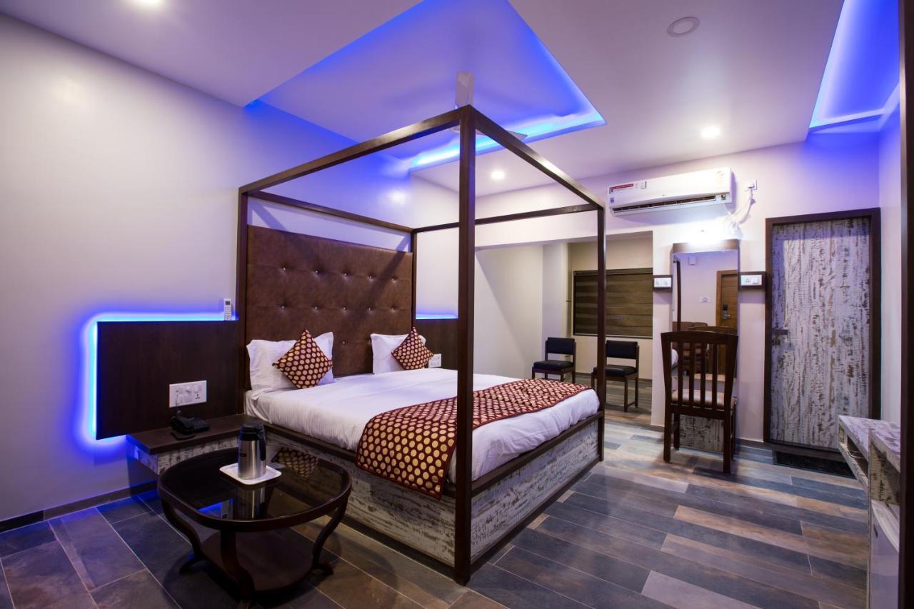 Hotel Balaji Palace Porbandar Ngoại thất bức ảnh
